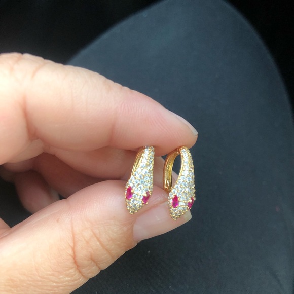 🐍 Snake mini hoop earrings - Picture 2 of 7